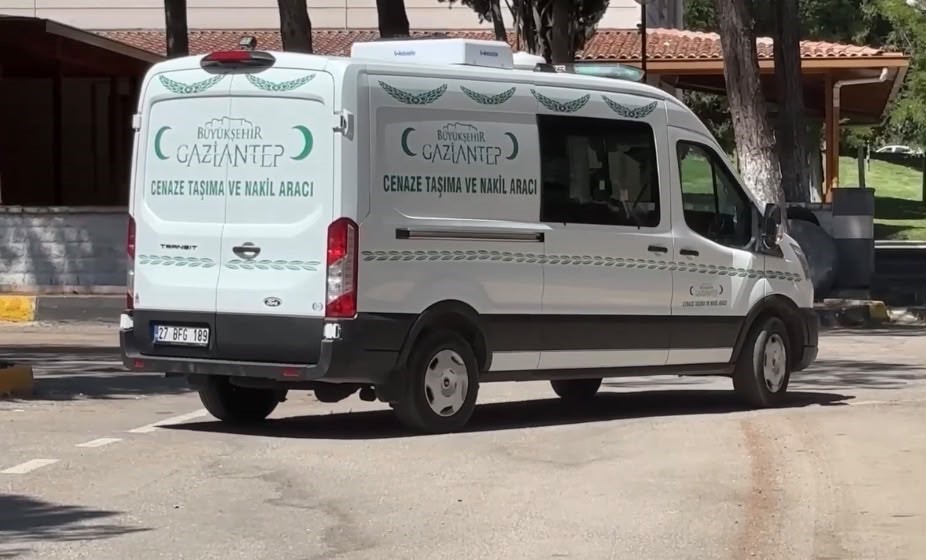 KUYU TEMİZLİĞİ YAPARKEN ELEKTRİK AKIMINA KAPILAN GENÇ İŞÇİ HAYATINI KAYBETTİ