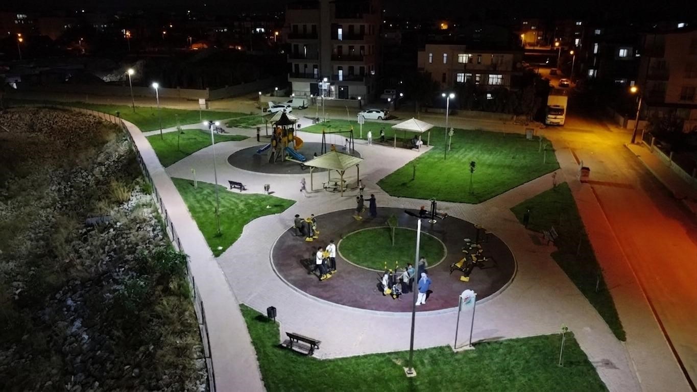 KEPEZ’DE 100’ÜN ÜZERİNDE PARK AYDINLATILDI