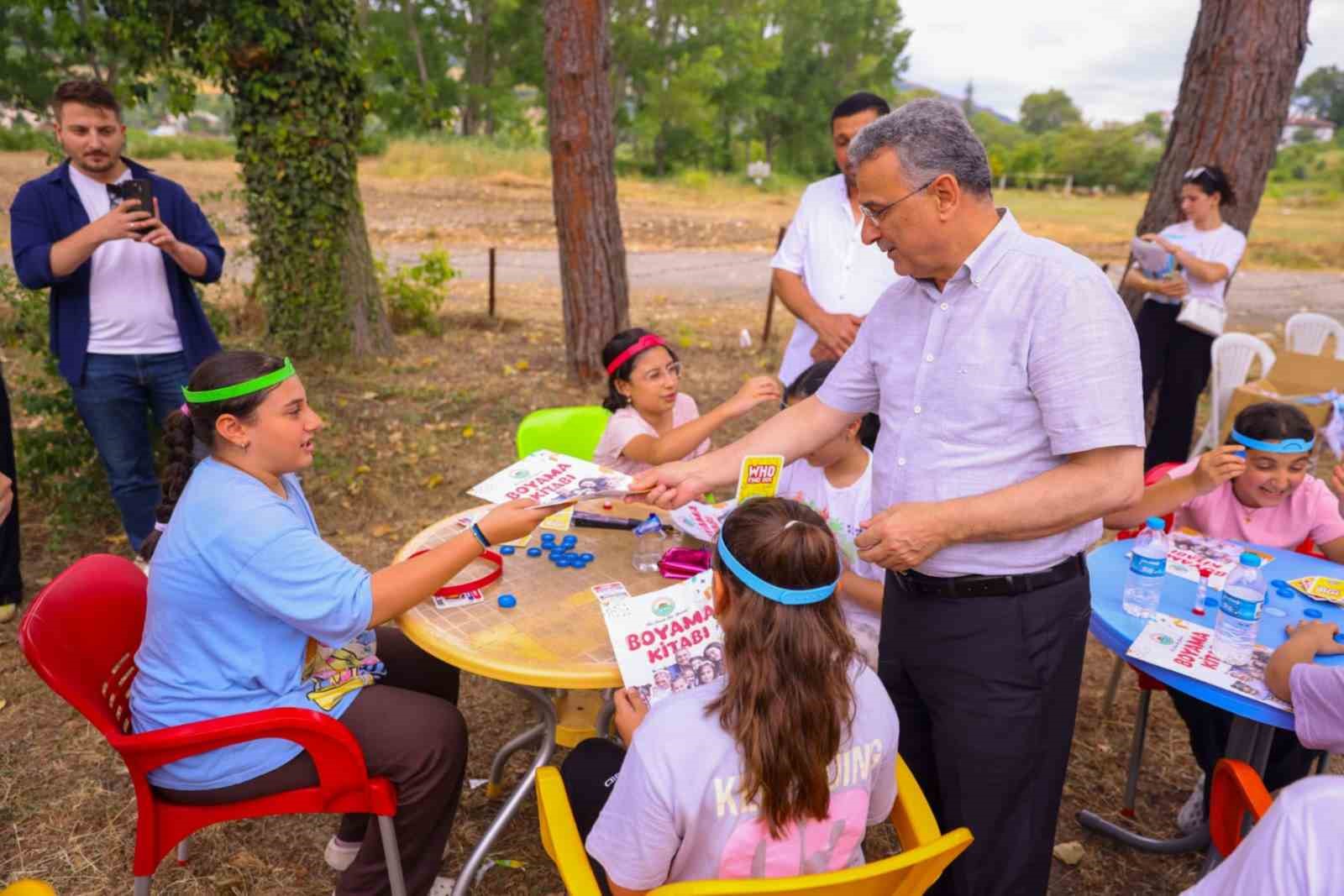 İLKADIM’DA "CAMİLER SESİNLE ŞENLENSİN" PROJESİYLE ÇOCUKLAR EĞLENEREK ÖĞRENDİ