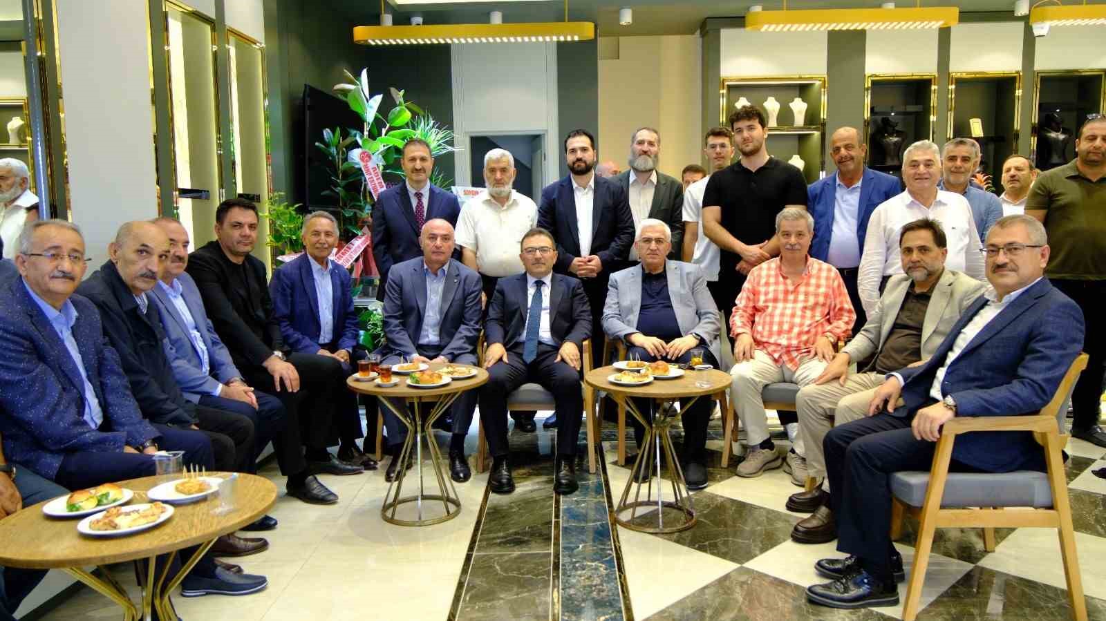 ERZURUM İŞ DÜNYASI, STK TEMSİLCİLERİ VE SİYASİLER BU AÇILIŞTA BULUŞTU