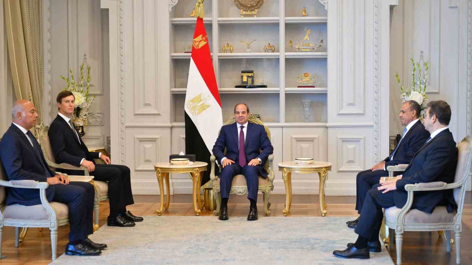 TRUMP’IN DAMADI KUSHNER, MISIR CUMHURBAŞKANI ES-SİSİ İLE GÖRÜŞTÜ