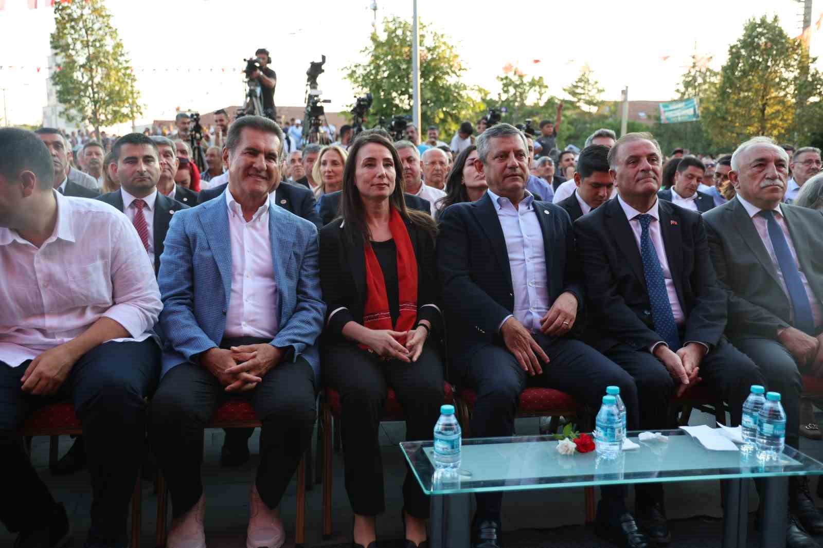 YENİ PARTİ GENEL BAŞKANI ÖZEL: "ALEVİLİK BİR KÜLTÜR DEĞİL, BİR İNANÇTIR"