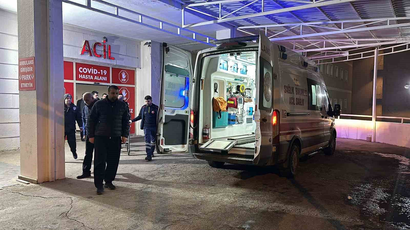 ŞANLIURFA’DA AKRABALAR ARASINDA KAVGA: 5 YARALI