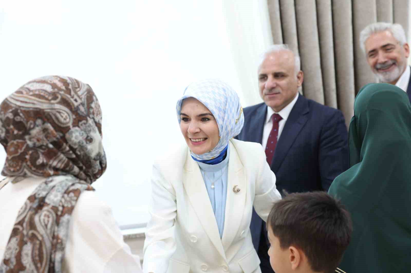 "TERÖRSÜZ TÜRKİYE’Yİ ŞEHİT YAKINLARIMIZ VE GAZİLERİMİZLE BİRLİKTE İNŞA ETTİK"