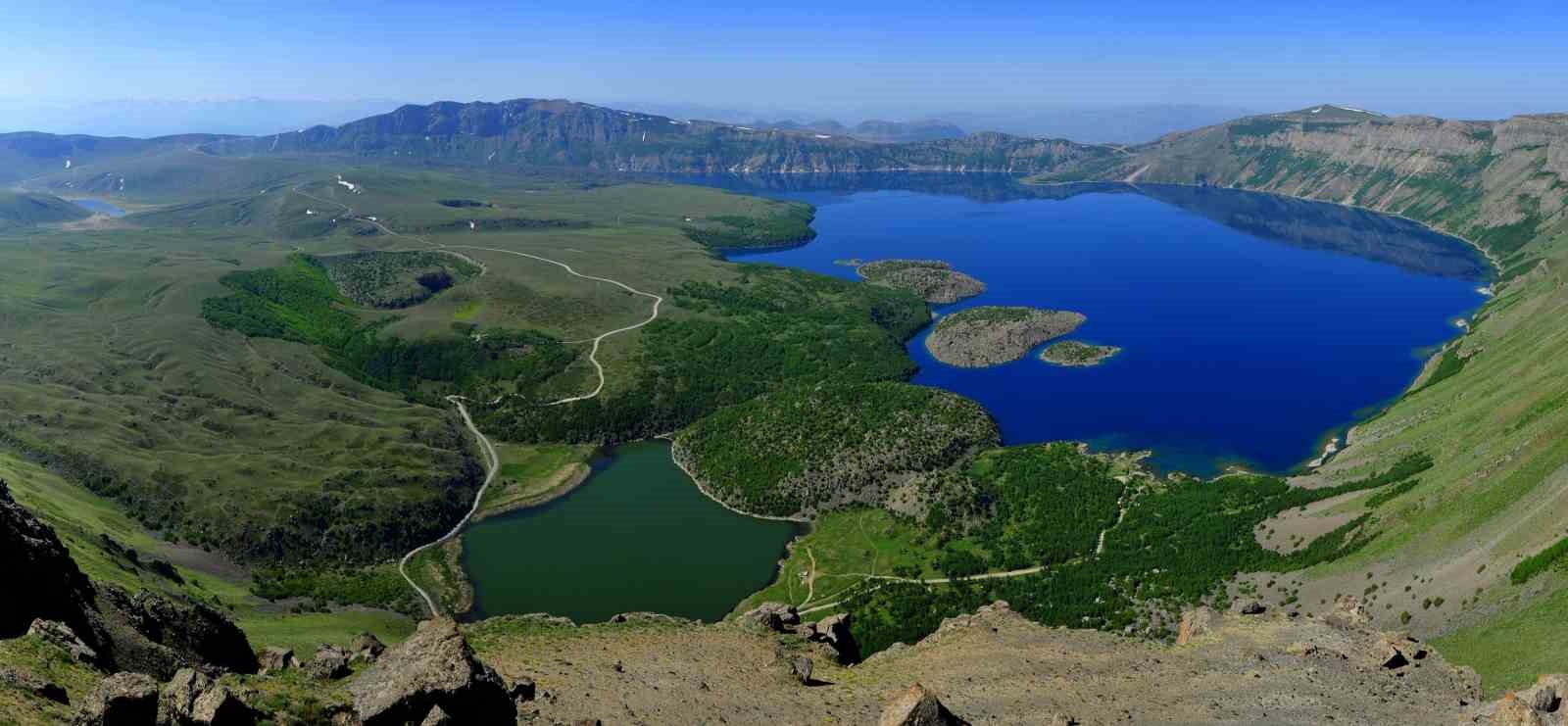 BİTLİS’TEKİ ‘NEMRUT KALDERASI’ MİLLİ PARK İLAN EDİLDİ