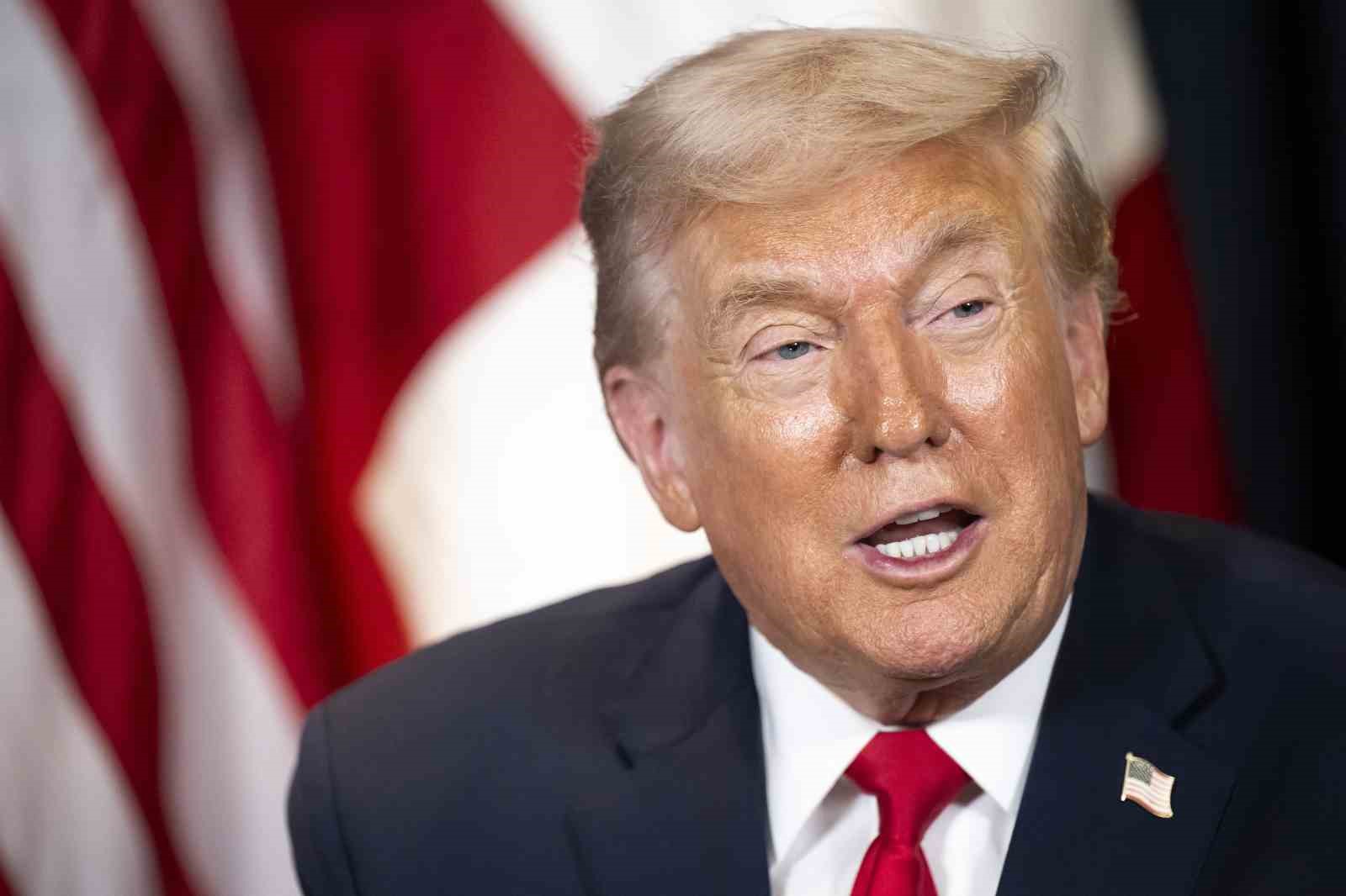 TRUMP, KANADA’YA YÜZDE 50’LİK GÜMRÜK VERGİSİNİ ASKIYA ALDI