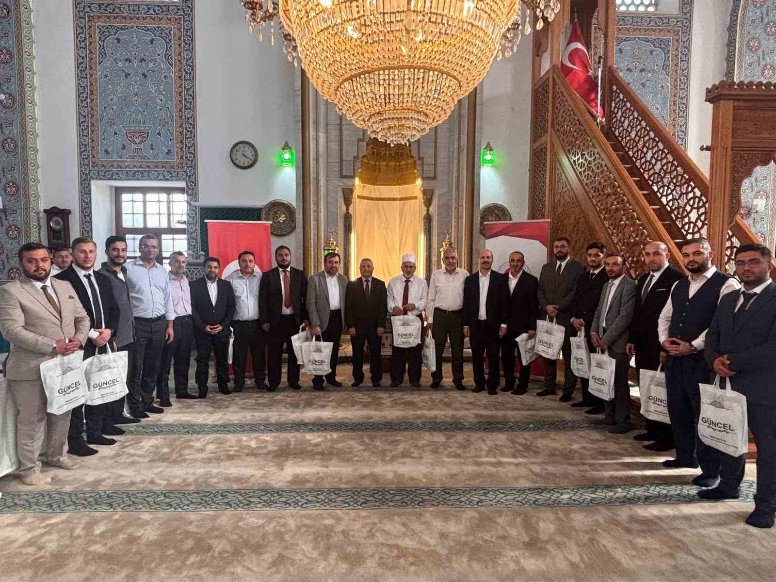DÜZCE’DE ETKİLİ HUTBE SUNUMU YARIŞMASI BÖLGE FİNALİ YAPILDI