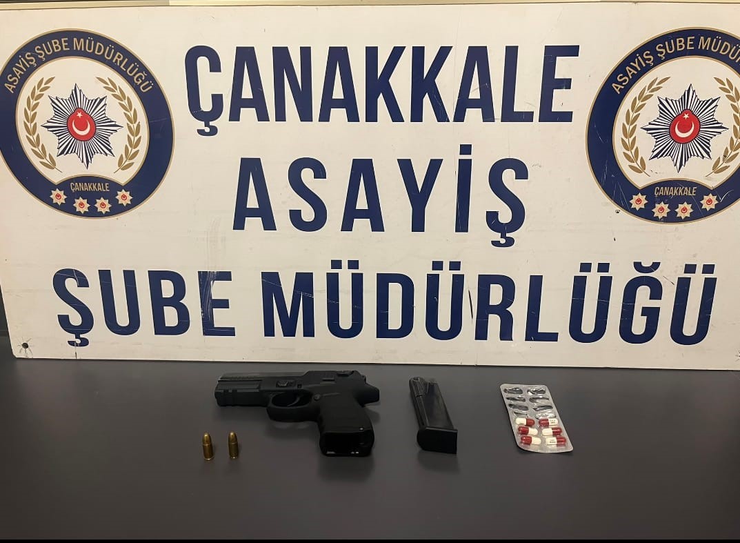 ÇANAKKALE’DE ÇEŞİTLİ SUÇLARDAN ARANAN 8 ŞÜPHELİ TUTUKLANDI