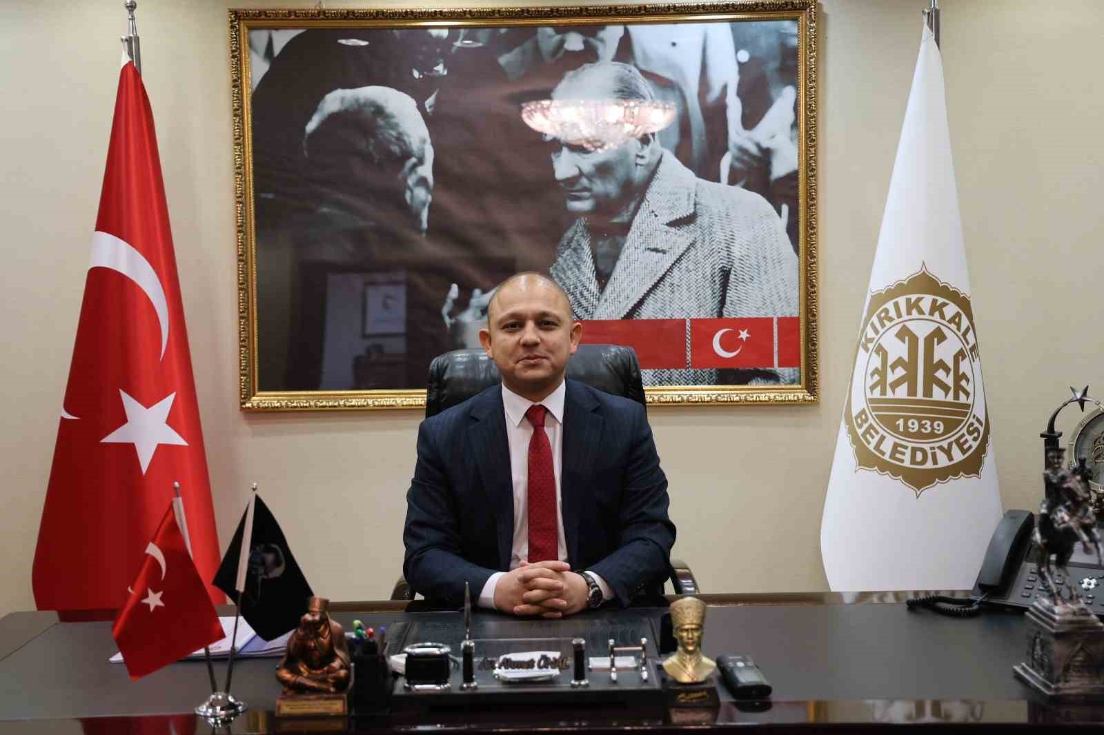 KIRIKKALE’DE BİN AİLEYE KIRTASİYE DESTEĞİ