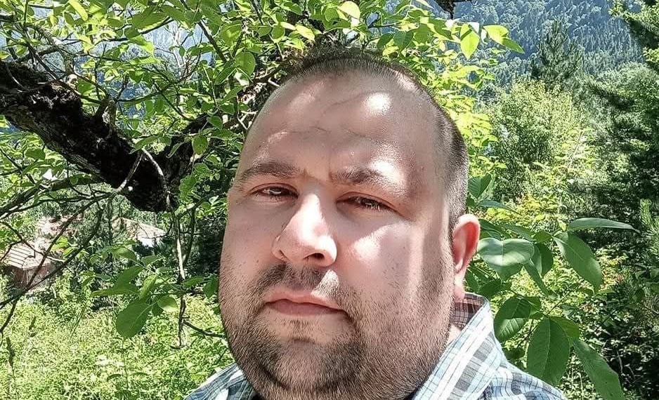 ELEKTRİK AKIMINA KAPILAN ŞAHIS BALKONDAN DÜŞEREK HAYATINI KAYBETTİ