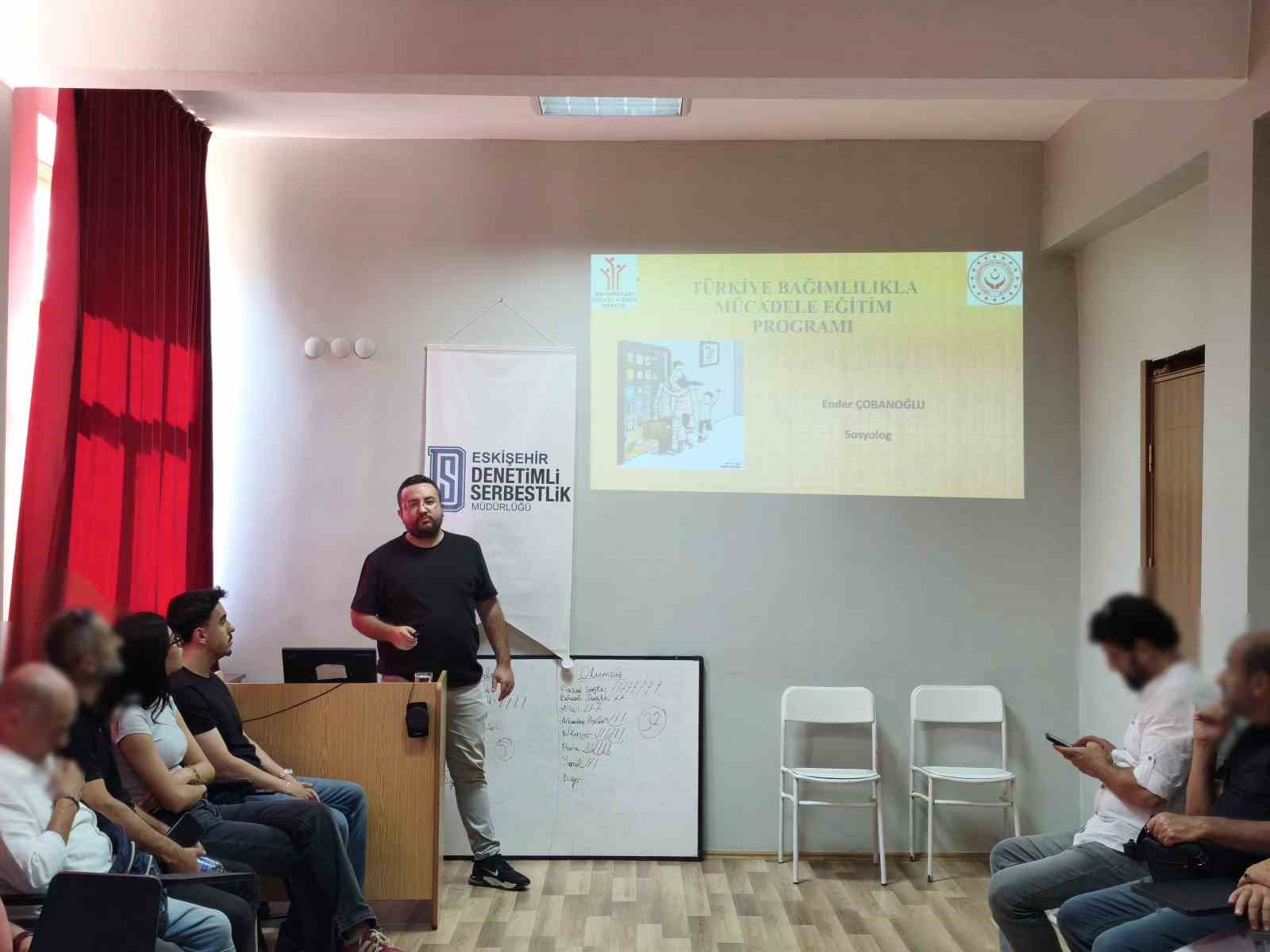 ESKİŞEHİR’DE YÜKÜMLÜLERE TÜTÜN VE ZARARLARI ANLATILDI