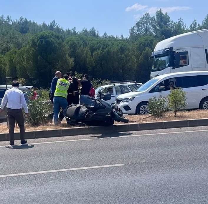 NARKOTİK DENETİMİNDEN KAÇAN MOTOSİKLETLİ KISKIVRAK YAKALANDI