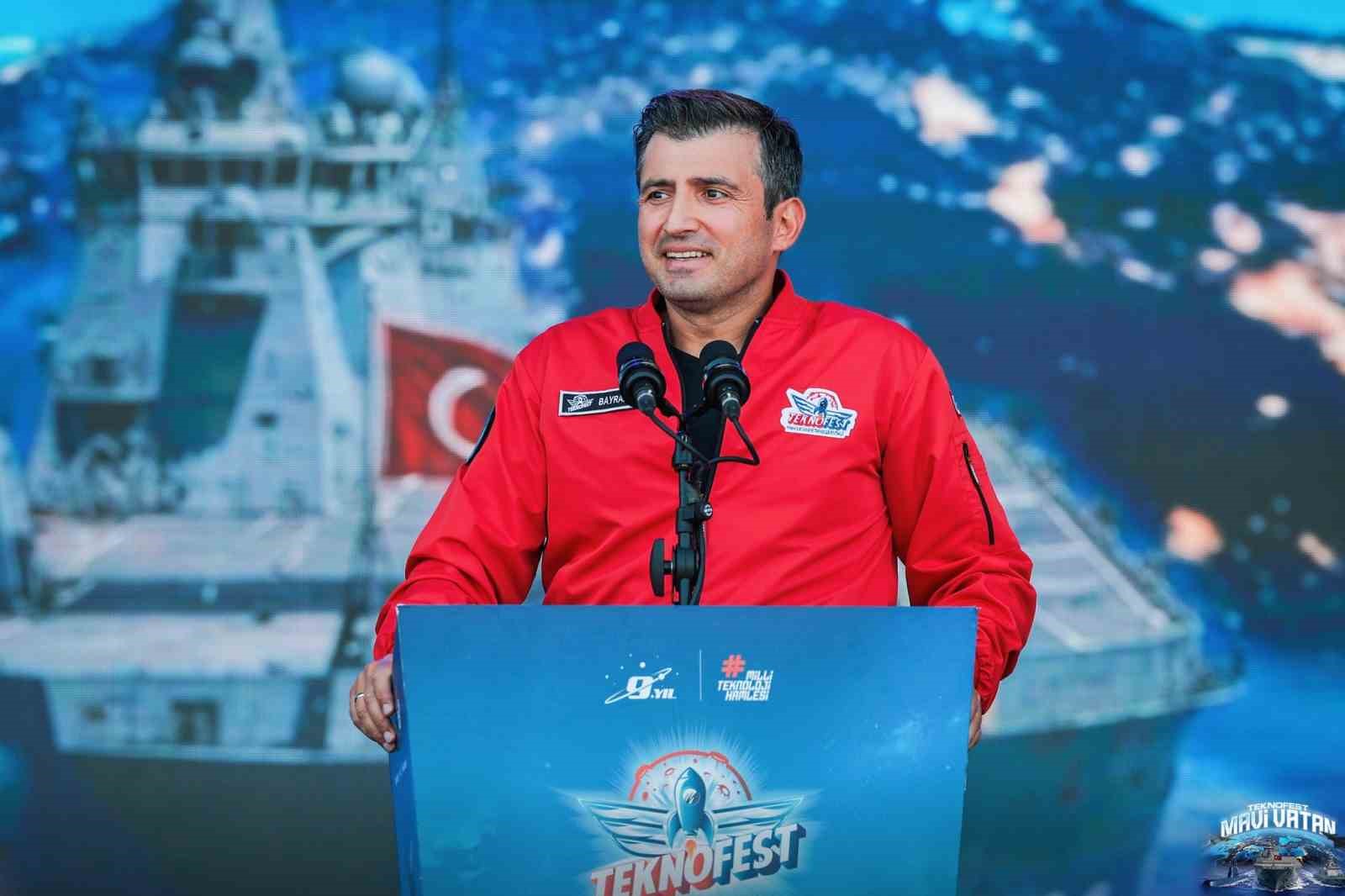 SELÇUK BAYRAKTAR: "MAVİ VATAN’IN TEK BİR DAMLASINDAN ASLA VAZGEÇMEYİZ"