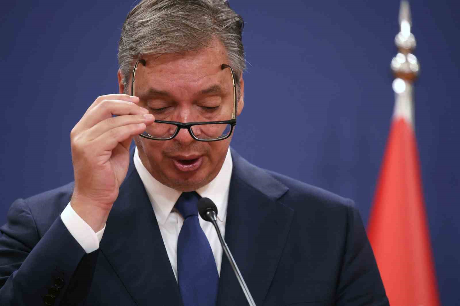 SIRBİSTAN CUMHURBAŞKANI VUCİC: "SIRBİSTAN, 18 VEYA 25 EKİM’DE SANDIK BAŞINDA"