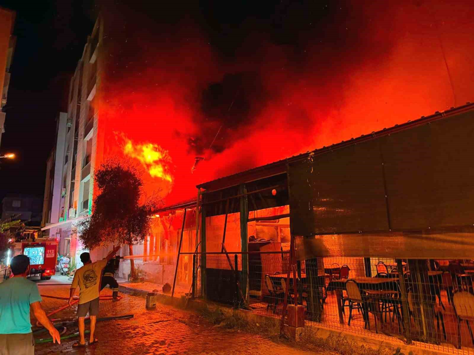 DALAMAN’DA İŞYERİ YANGINI
