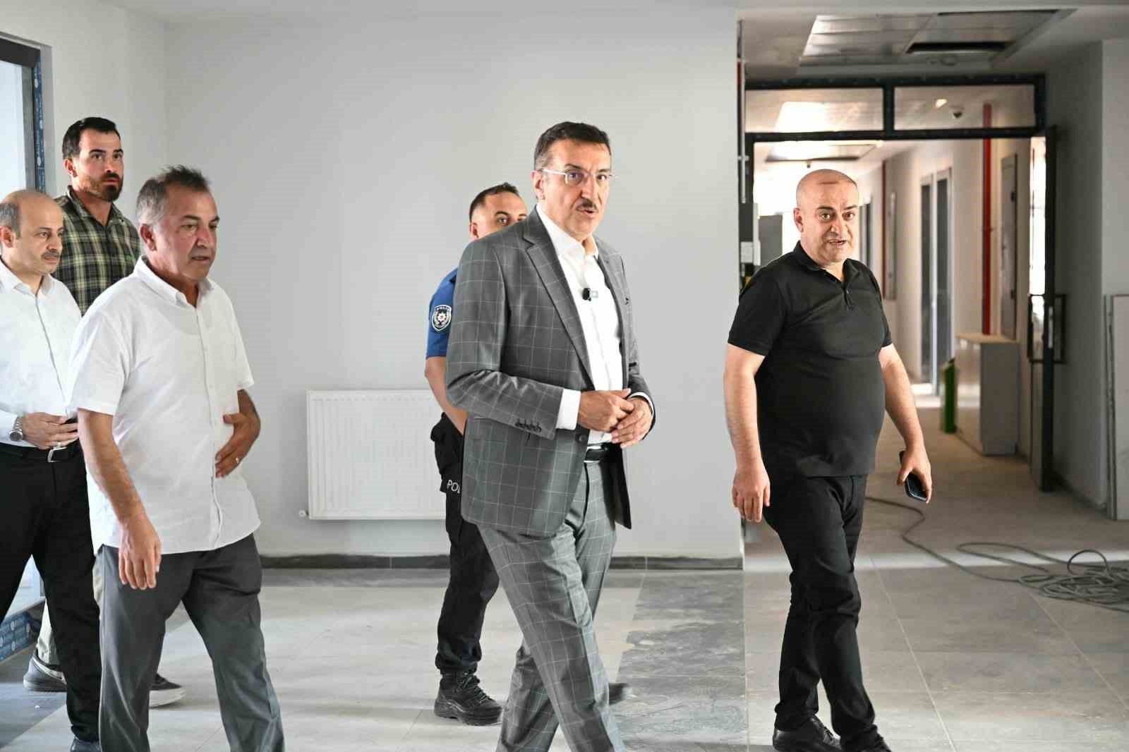 MİLLETVEKİLİ TÜFENKCİ, MALATYA POMEM’DEKİ YENİLEME VE DÖNÜŞÜM ÇALIŞMALARINI İNCELEDİ