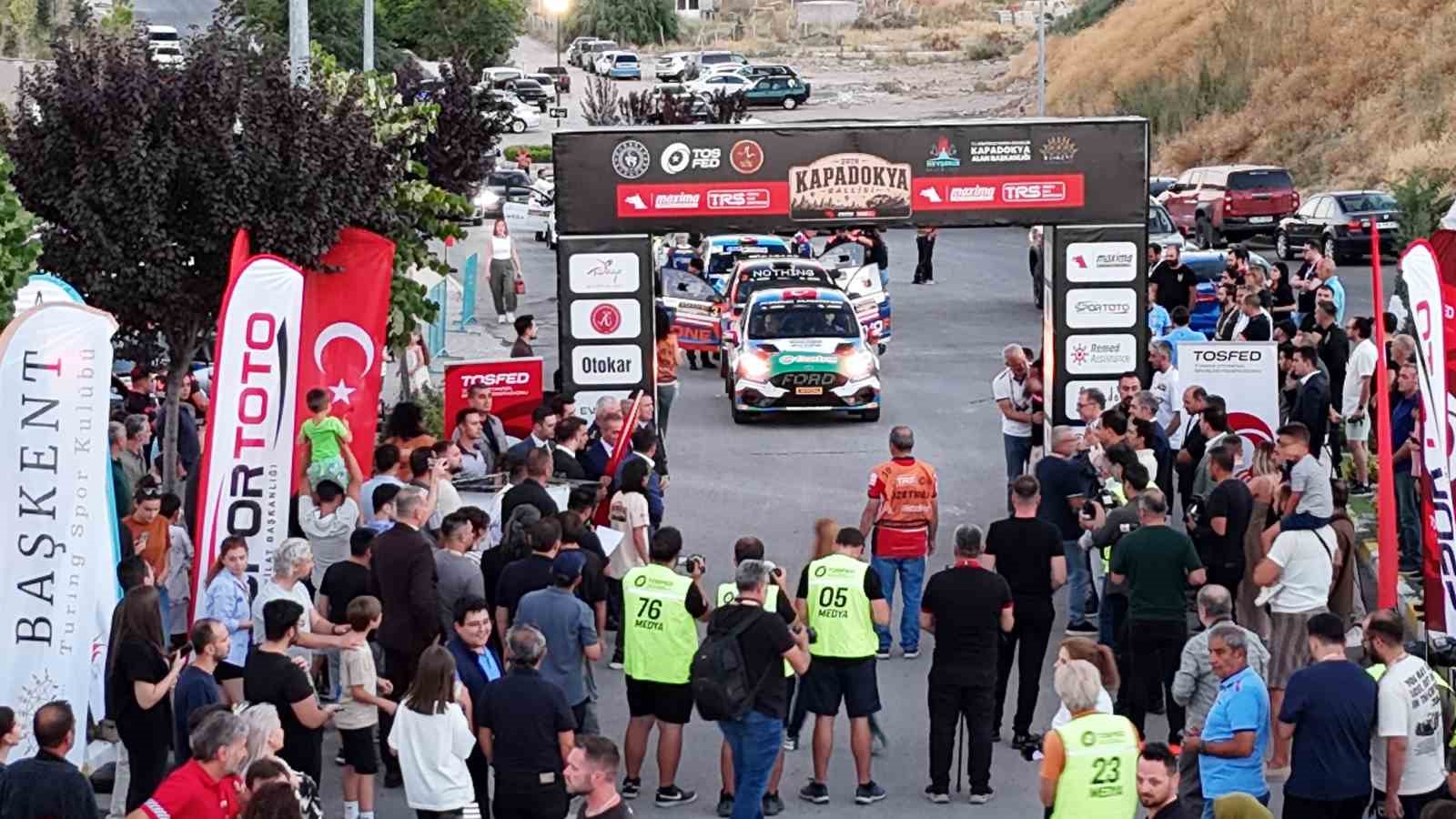 TÜRKİYE RALLİ ŞAMPİYONASI, KAPADOKYA’DA TOPRAK ETAPLARDA START ALDI