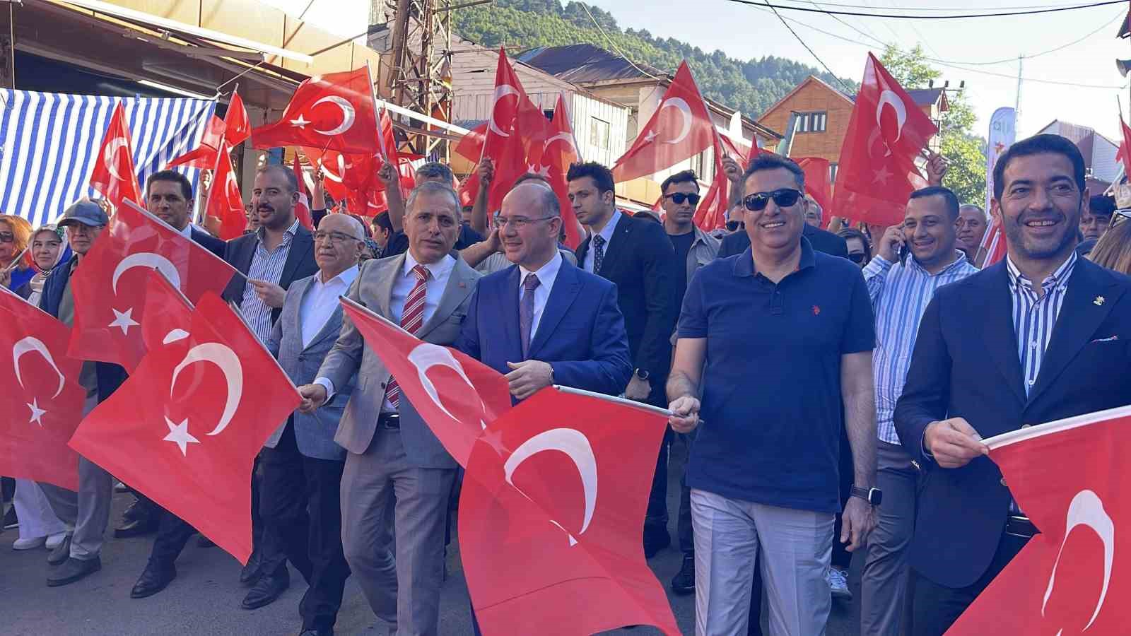 OSMANİYE 30. ZORKUN YAYLASI ÇOCUK ŞENLİĞİ KORTEJ YÜRÜYÜŞÜYLE BAŞLADI