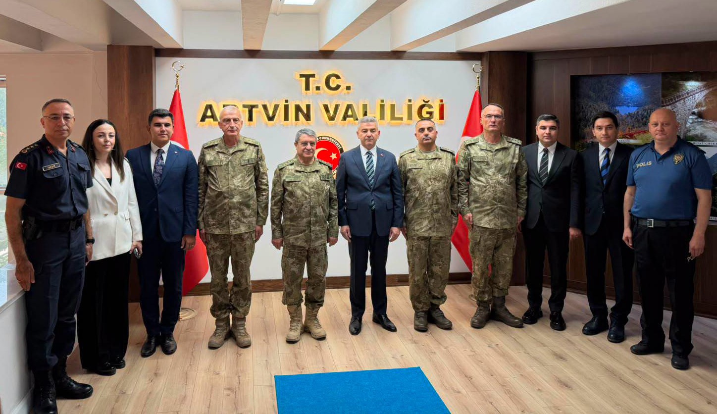 GENELKURMAY BAŞKANI ORGENERAL BAYRAKTAROĞLU ARTVİN’DE