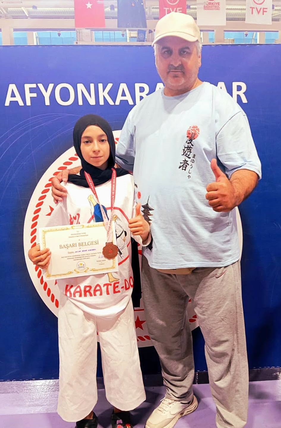 ERZİNCANLI SPORCU ALBAYRAK TÜRKİYE ÜÇÜNCÜSÜ OLDU