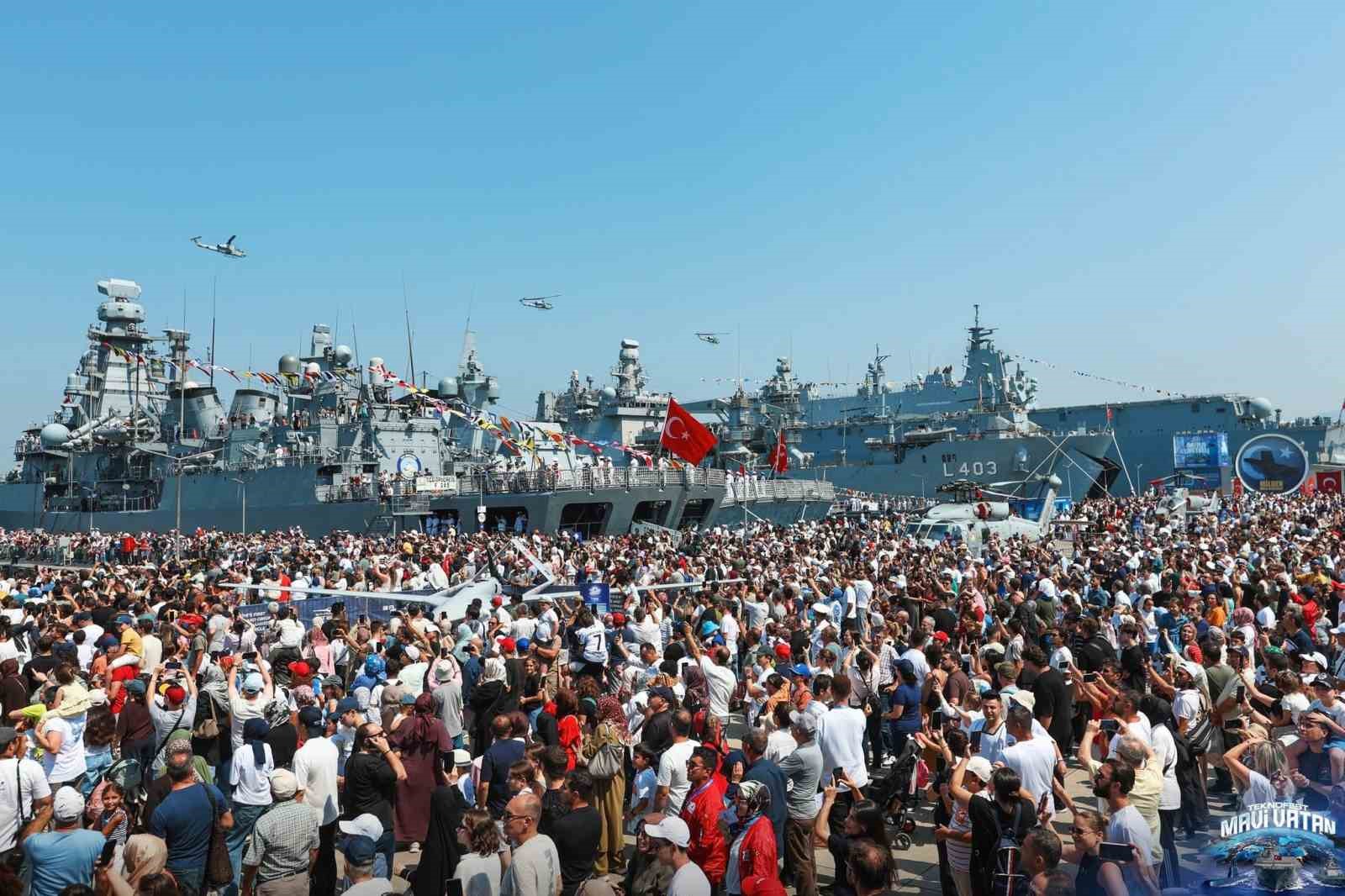 TEKNOFEST MAVİ VATAN’DA ADIM ATACAK YER KALMADI