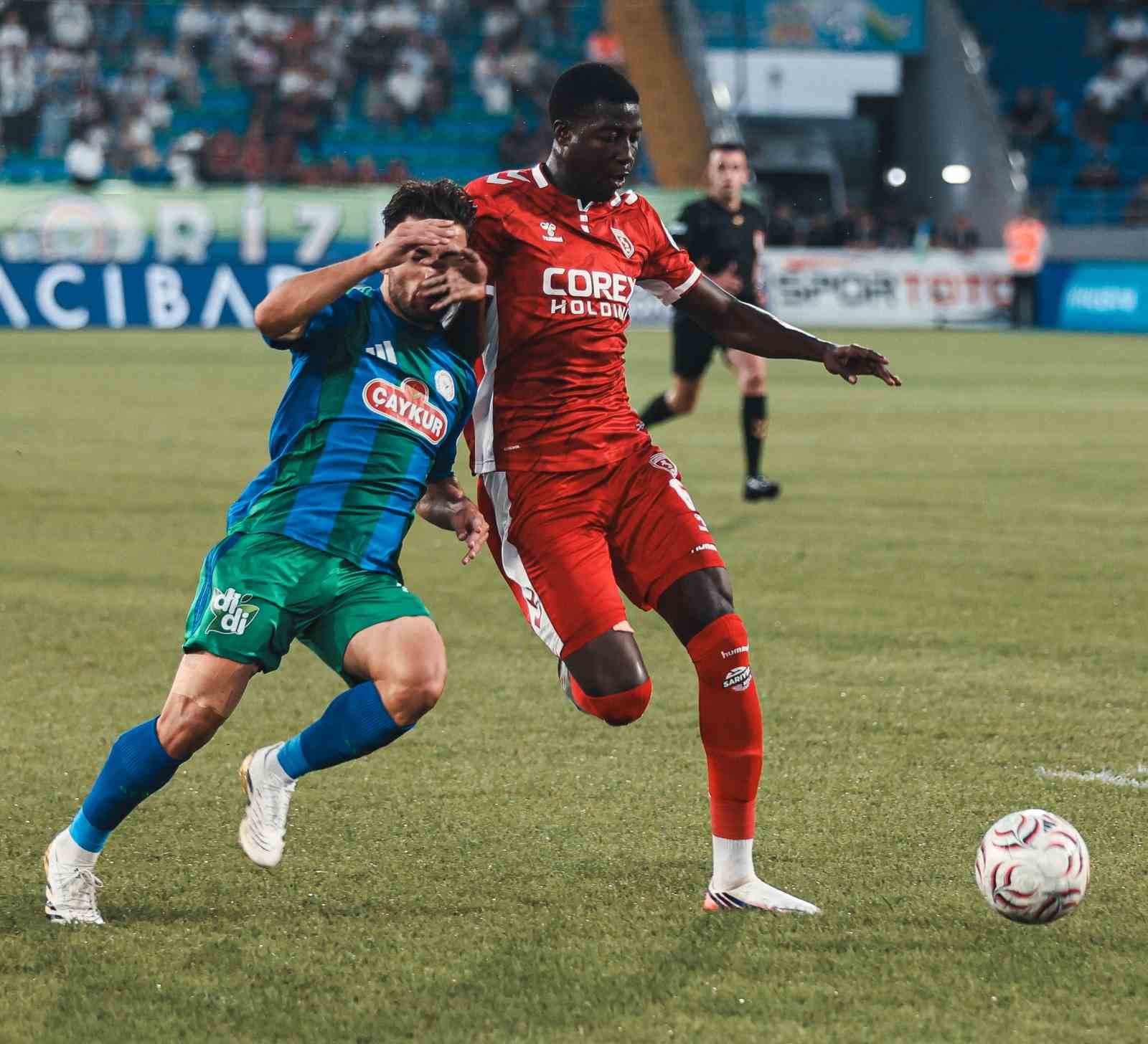 TRENDYOL SÜPER LİG: ÇAYKUR RİZESPOR: 0 - SAMSUNSPOR: 1 (İLK YARI)