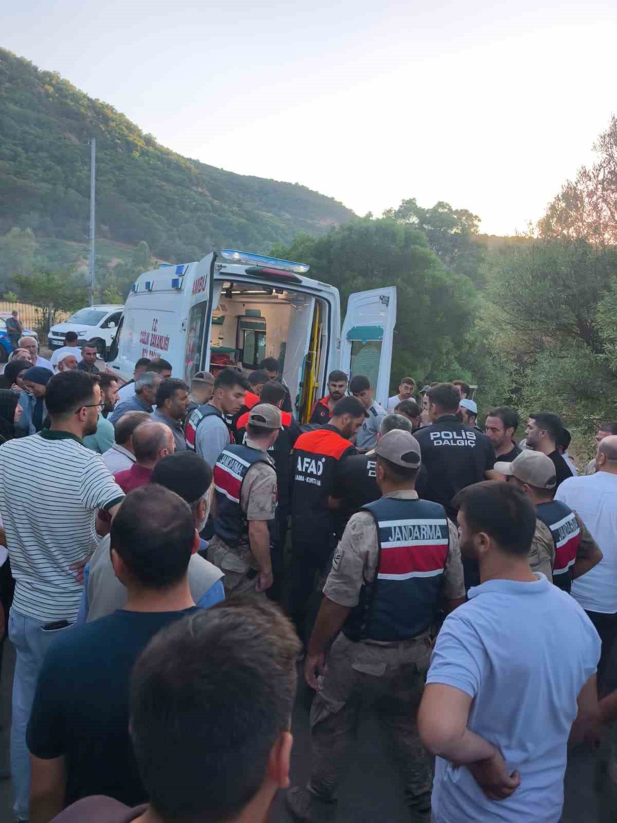 BİNGÖL’DE SUYA DÜŞEN ŞAHSIN CANSIZ BEDENİNE ULAŞILDI