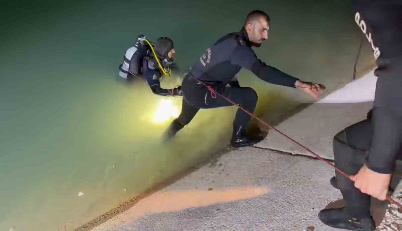SERİNLEMEK İÇİN GİRDİĞİ KANALDA BOĞULDU