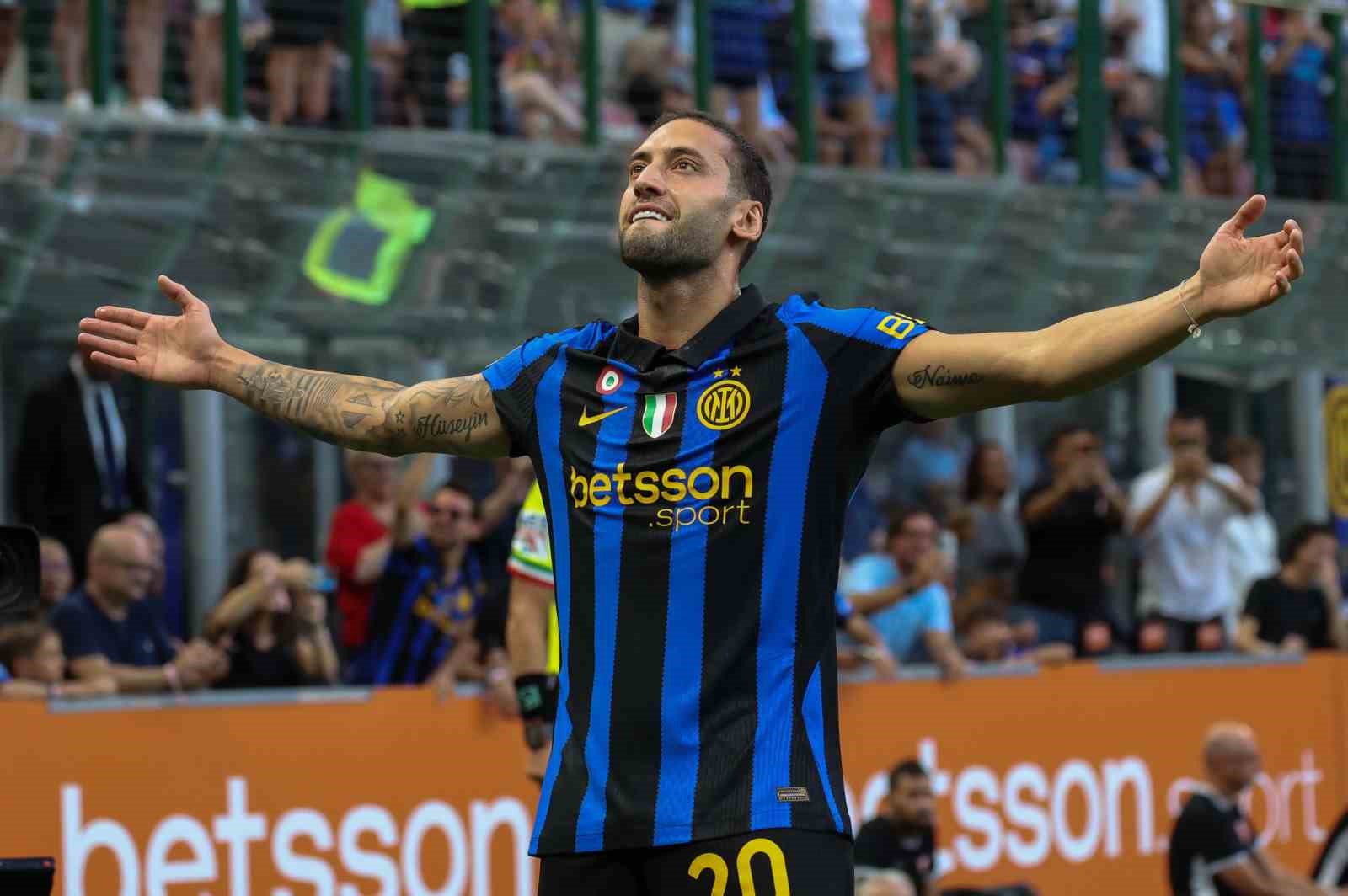 HAKAN ÇALHANOĞLU PERDEYİ AÇTI, INTER SEZONA FARKLI GALİBİYETLE BAŞLADI