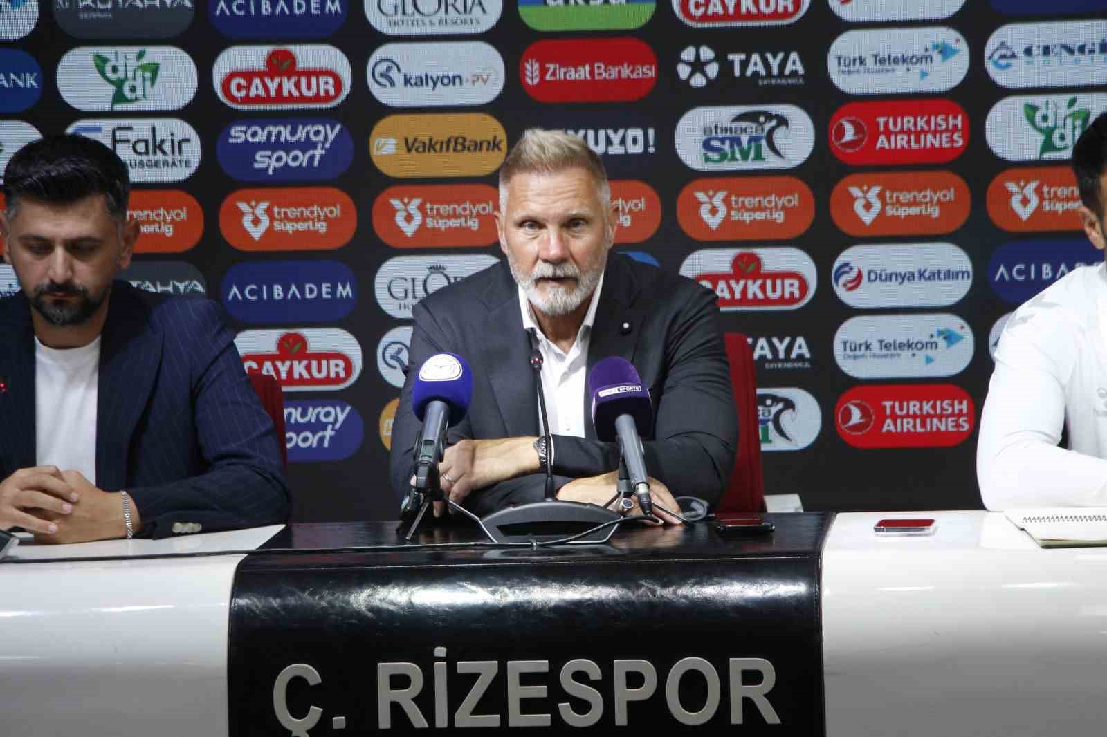 THORSTEN FİNK: "AMACIMIZ 3 PUANDI, TAKIM HALİNDE ÇOK İYİ İŞ ÇIKARDIK"