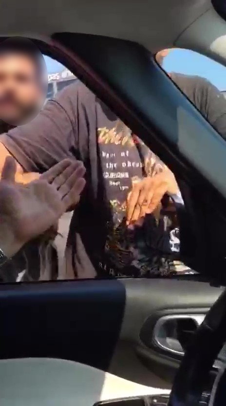 İZMİT’TE TRAFİKTE "SIKIŞTIRMA" KAVGASI