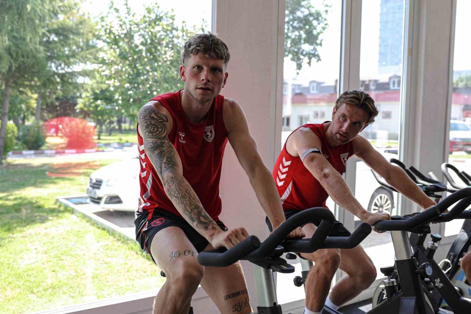 SAMSUNSPOR, FENERBAHÇE MAÇININ HAZIRLIKLARINA BAŞLADI