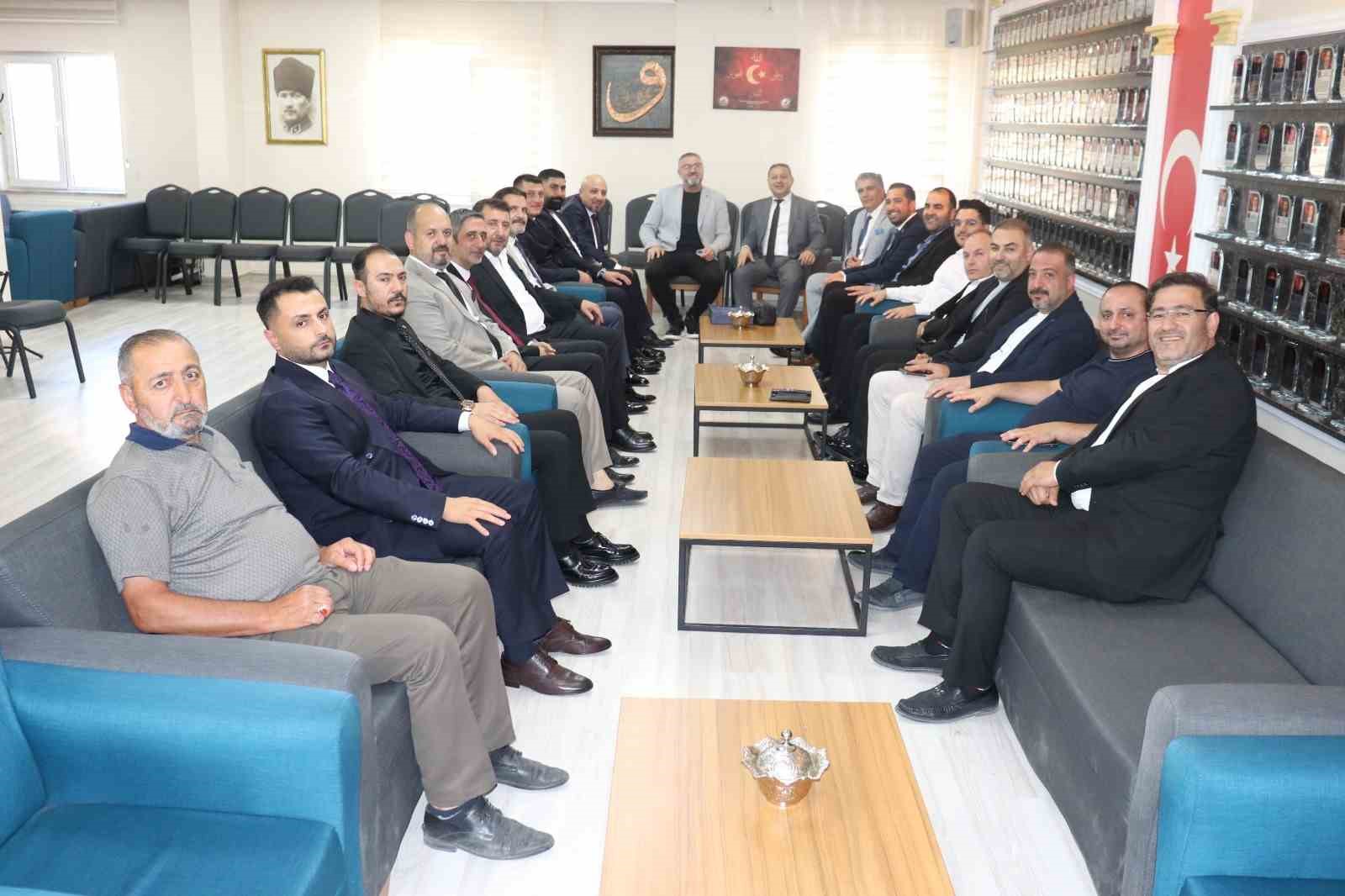 STSO BAŞKAN ADAYI EKEN: "ŞEHİT AİLELERİ VE GAZİLERİMİZ MİLLETİMİZİN BAŞ TACIDIR"