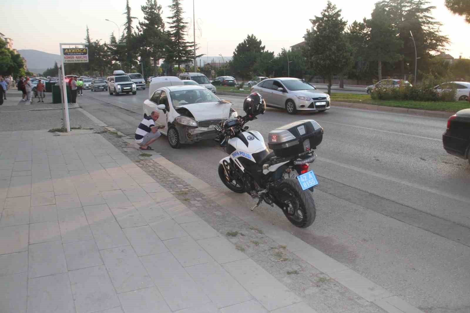 KONYA’DA ZİNCİRLEME TRAFİK KAZASI: 3 YARALI