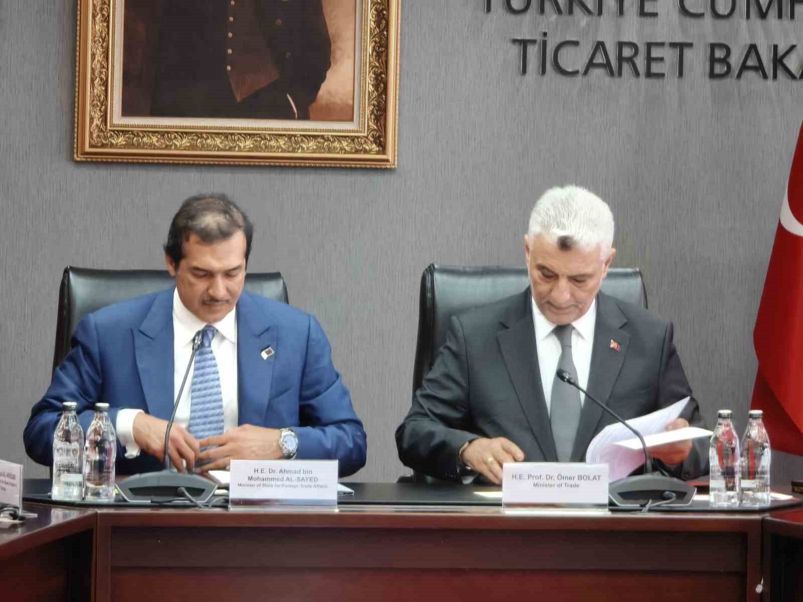 BAKAN BOLAT, KATARLI MEVKİDAŞI AL SAYED İLE GÖRÜŞTÜ