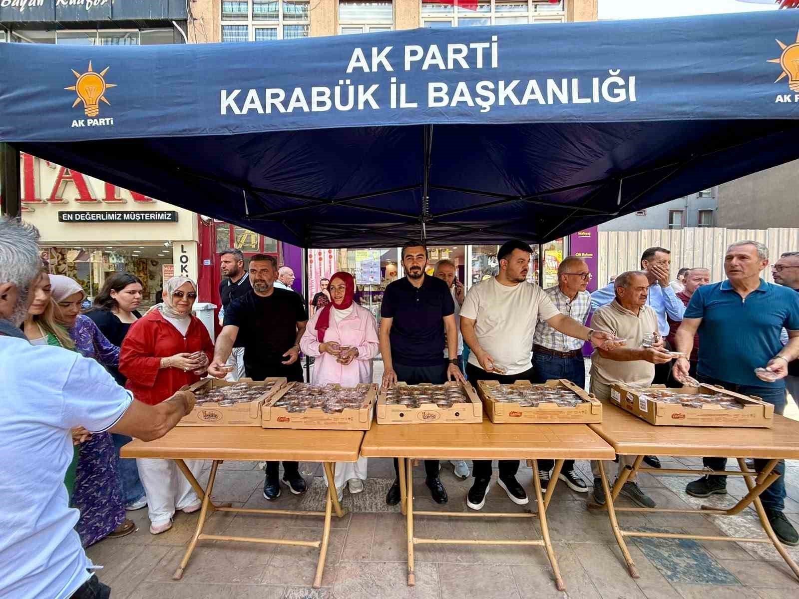 AK PARTİ’DEN VATANDAŞLARA LOKMA İKRAMI