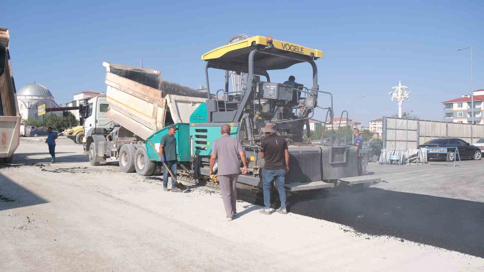 SORGUN SANAYİ SİTESİ’NDE ASFALT VE ÇEVRE DÜZENLEME ÇALIŞMALARI SÜRÜYOR