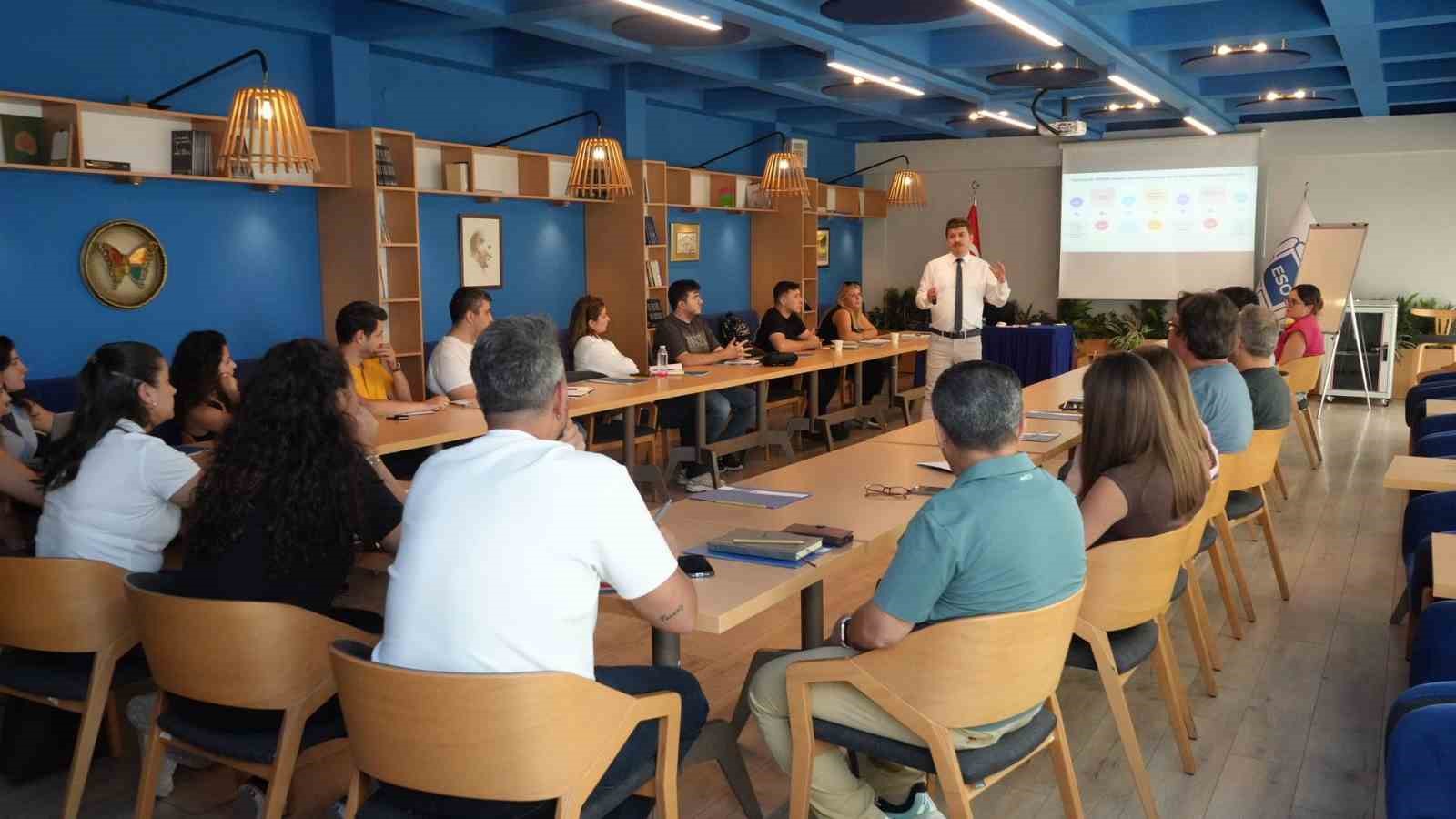 ’SKDM/CBAM SÜRECİNDE FİRMALAR İÇİN RİSKLER VE UYUM HAZIRLIKLARI’ EĞİTİMİ YAPILDI