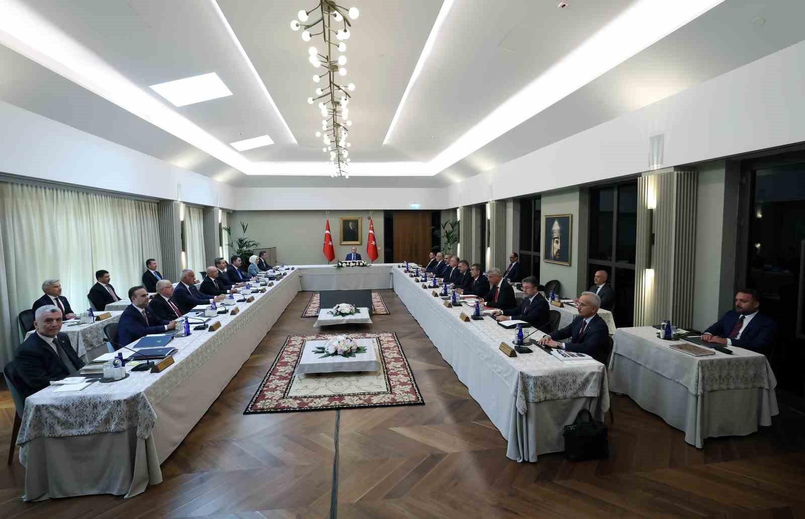 CUMHURBAŞKANI ERDOĞAN: "TERÖRSÜZ TÜRKİYE SÜRECİMİZ GÜVEN TAZELEMİŞ, ÇOK CİDDİ GÜÇ KAZANMIŞTIR"