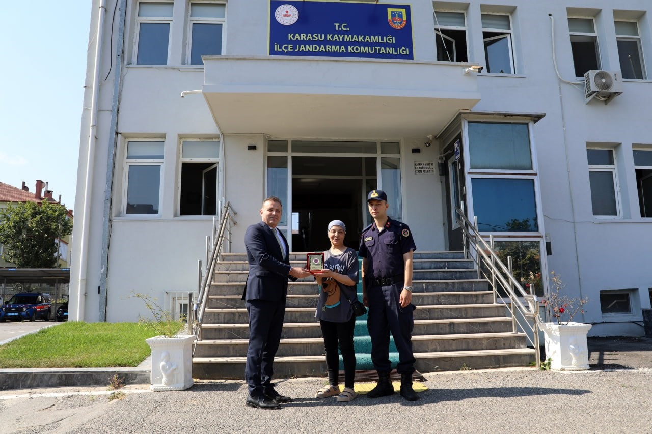 ÇOCUKLUK HAYALİ İÇİN ARSASINI JANDARMAYA BAĞIŞLADI