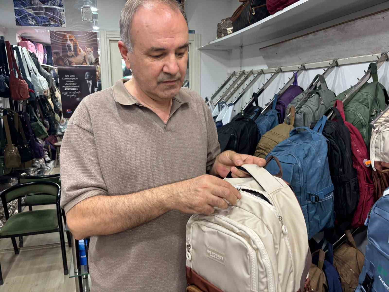 YENİ EĞİTİM YILI ÖNCESİ ÇANTA PİYASASINDA SON DURUM