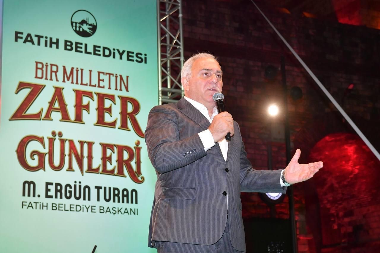 FATİH’TEKİ "BİR MİLLETİN ZAFER GÜNLERİ" ETKİNLİĞİNE YOĞUN İLGİ