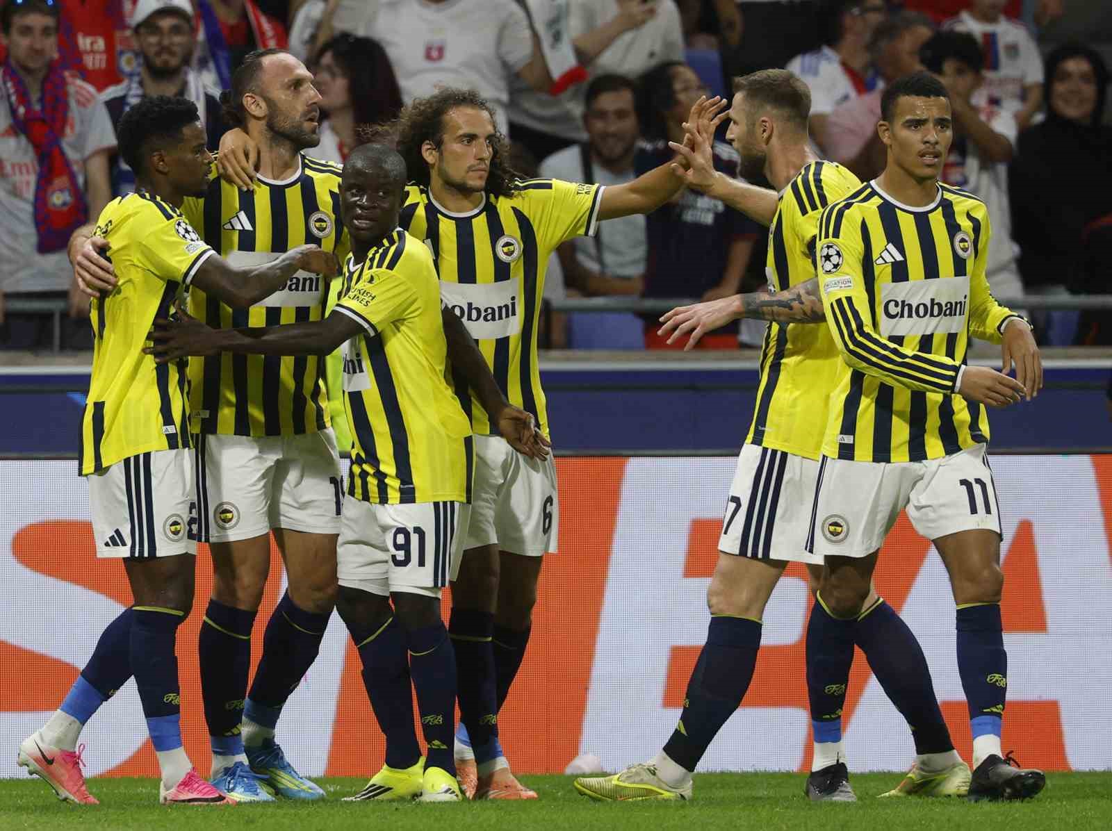 UEFA ŞAMPİYONLAR LİGİ: LYON: 1 - FENERBAHÇE: 2 (MAÇ SONUCU)