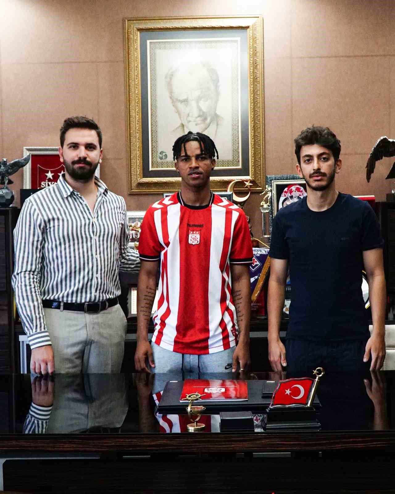CLİNTON DUODU SİVASSPOR’DA