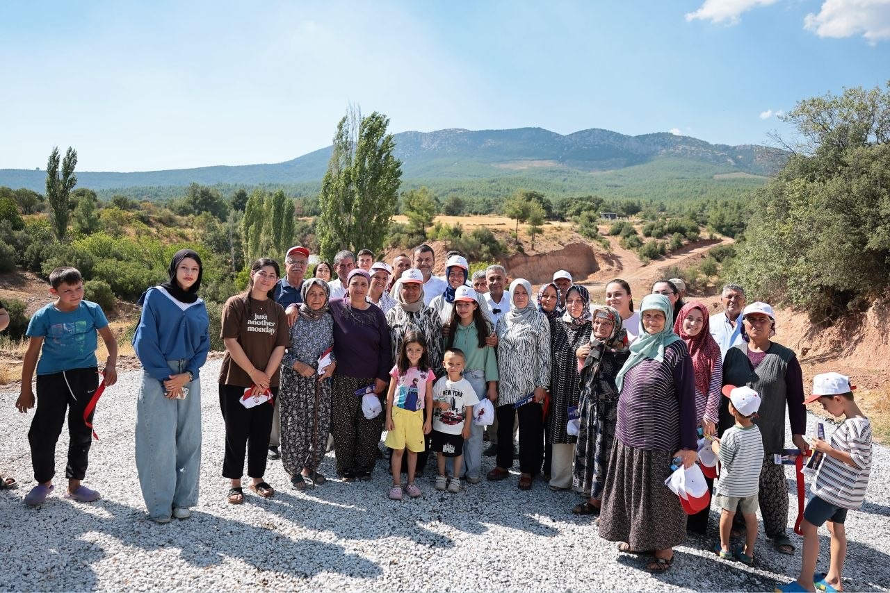 DENİZLİ’DE 4 İLÇEYİ BAĞLAYAN YOLDAKİ 30 YILLIK HASRET SONA ERDİ