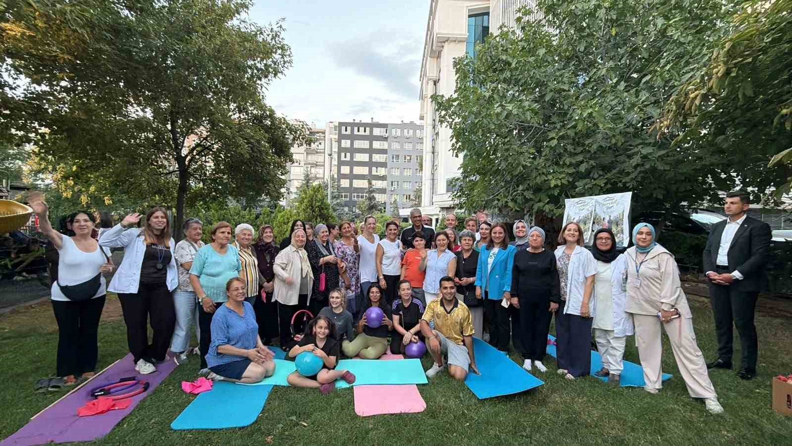 BAKAN MEMİŞOĞLU, VATANDAŞLARLA BİRLİKTE EGZERSİZ YAPTI
