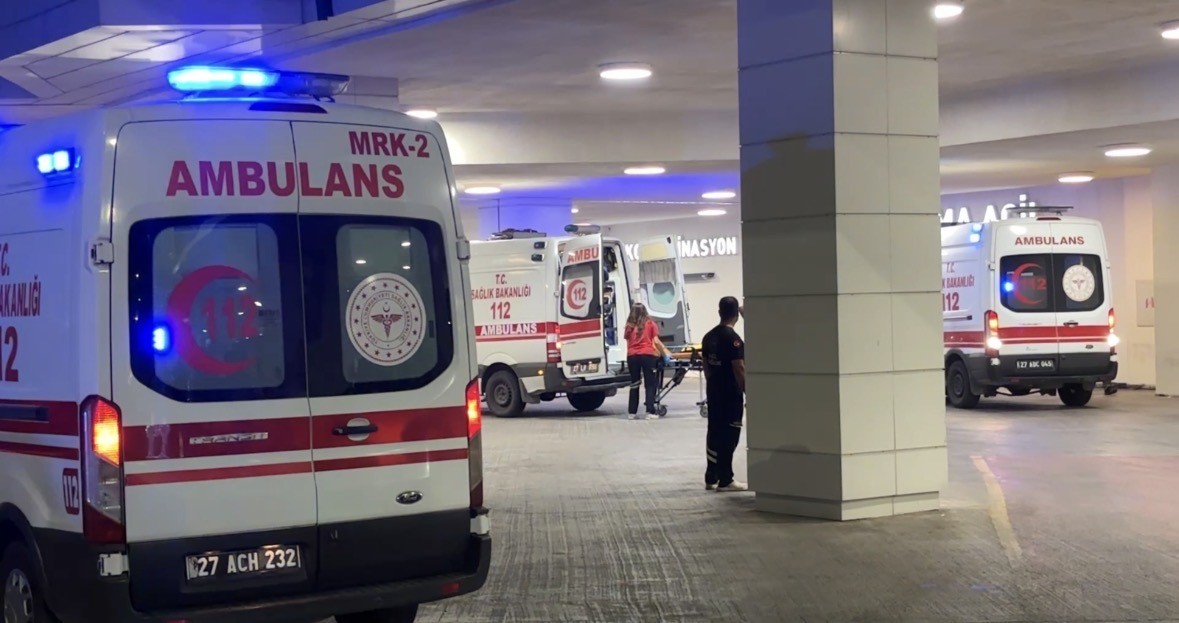 GAZİANTEP’TE ALACAK VERECEK KAVGASI: 2 ÖLÜ, 5 YARALI