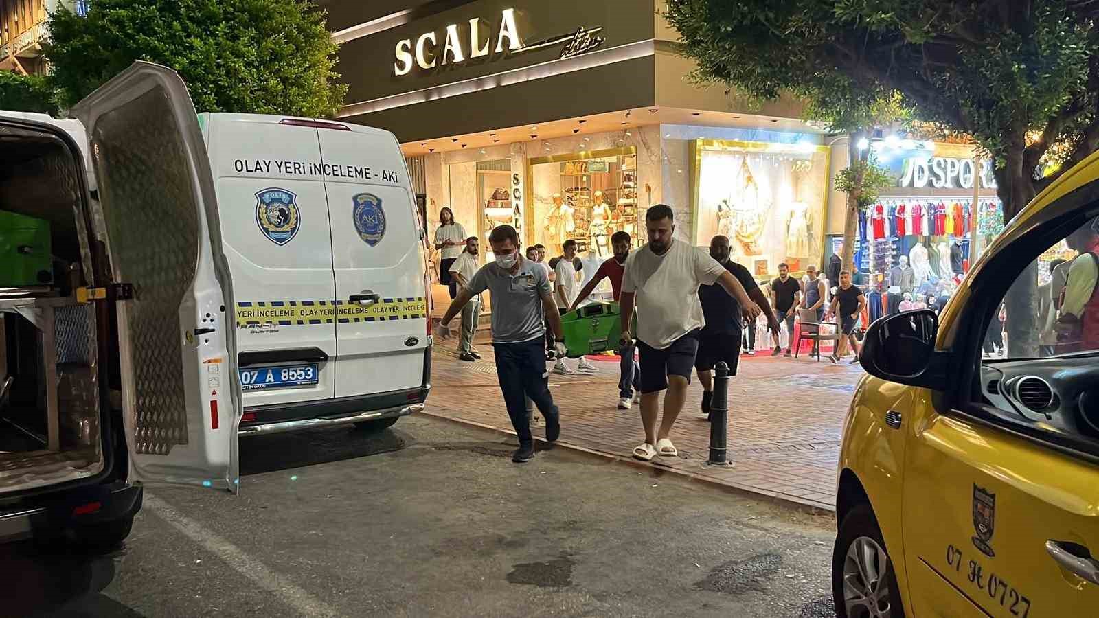 HABER ALINAMAYAN İSVEÇLİ TURİST, OTEL ODASINDA ÖLÜ BULUNDU