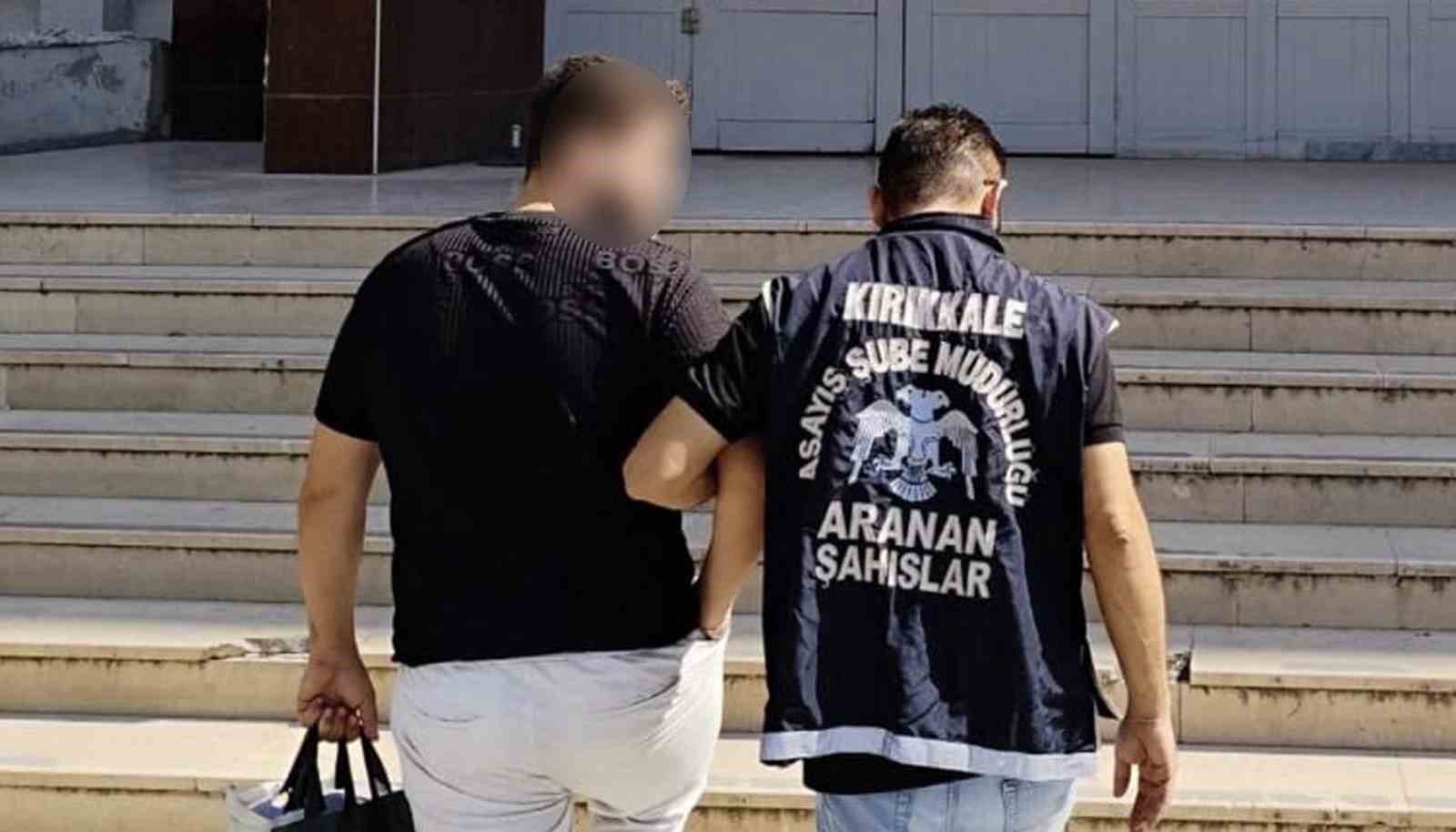KIRIKKALE’DE ARANAN 2 FİRARİ HÜKÜMLÜ YAKALANDI