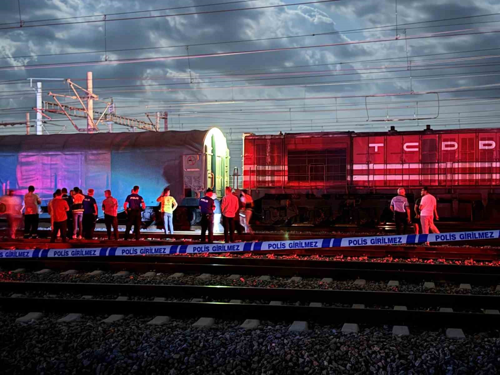 EDİRNE’DE TREN GARINDA ELEKTRİK AKIMINA KAPILAN İŞÇİ HAYATINI KAYBETTİ